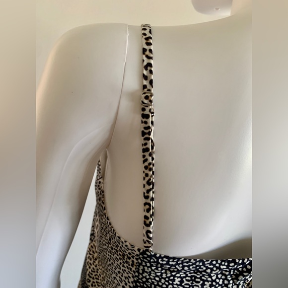 NWOT Marciano Leopard Line-Up Tank in Pattern - Picture 5 of 8